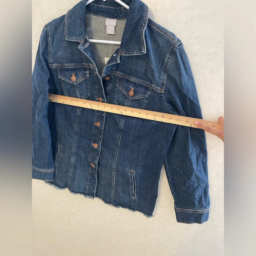 Chicos Classic Denim Jacket size 2-L Jeans Button - Picture 4 of 9